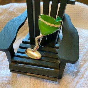 Jewelry-tropical cocktail pin